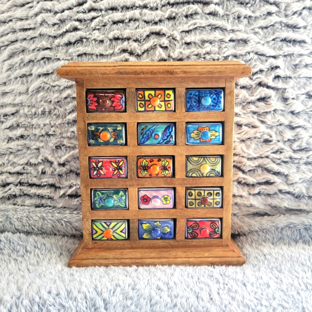 Wooden jewelry box 🌸